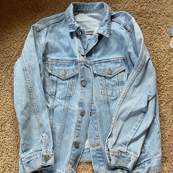 Brandy Melville Jackets & Blazers - Brandy Melville jean jacket